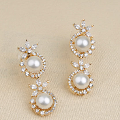 Golden Pearl Necklace