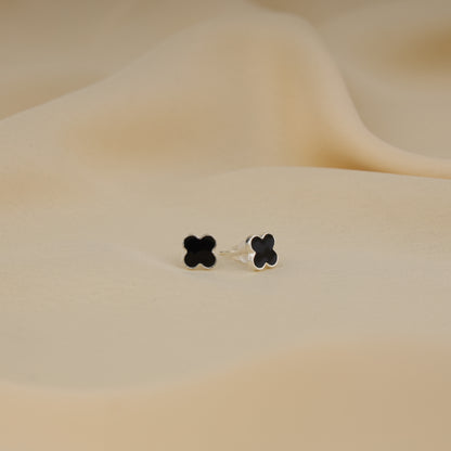 Motif Stud